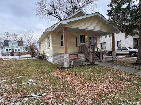 1321 Nelson, Port Huron, MI 