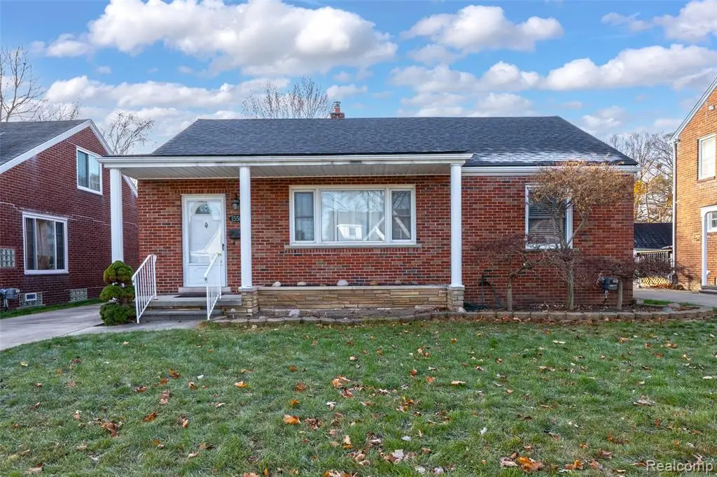 15560 Charles R Ave, Eastpointe, MI 48021 - Image #1