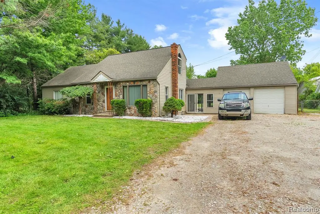 30930 Pennsylvania, Romulus, MI 48174 - #1