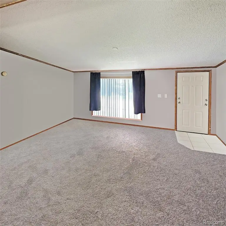 35420 Grant, Romulus, MI  - Image #2