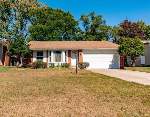 25030 Thorndyke, Southfield, MI 