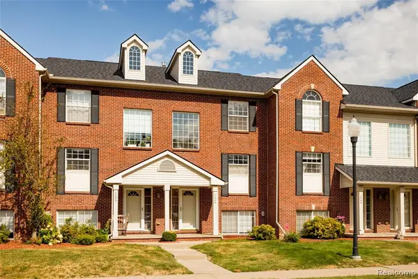 1046 18th, Detroit, MI 