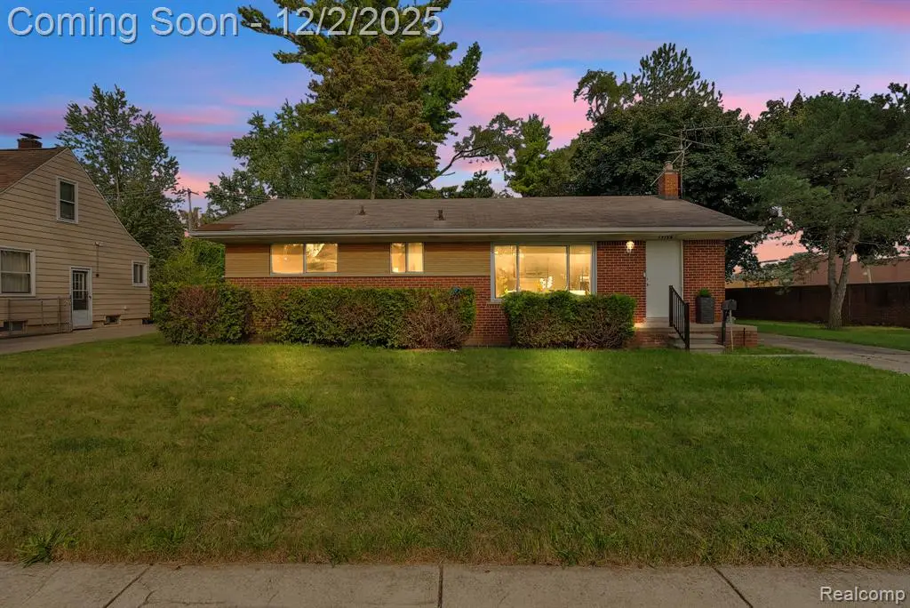 17150 Wakenden, Redford, MI  - #1