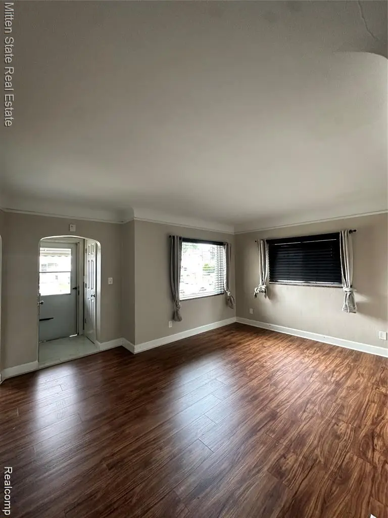 4616 Chovin, Dearborn, MI  - Image #2