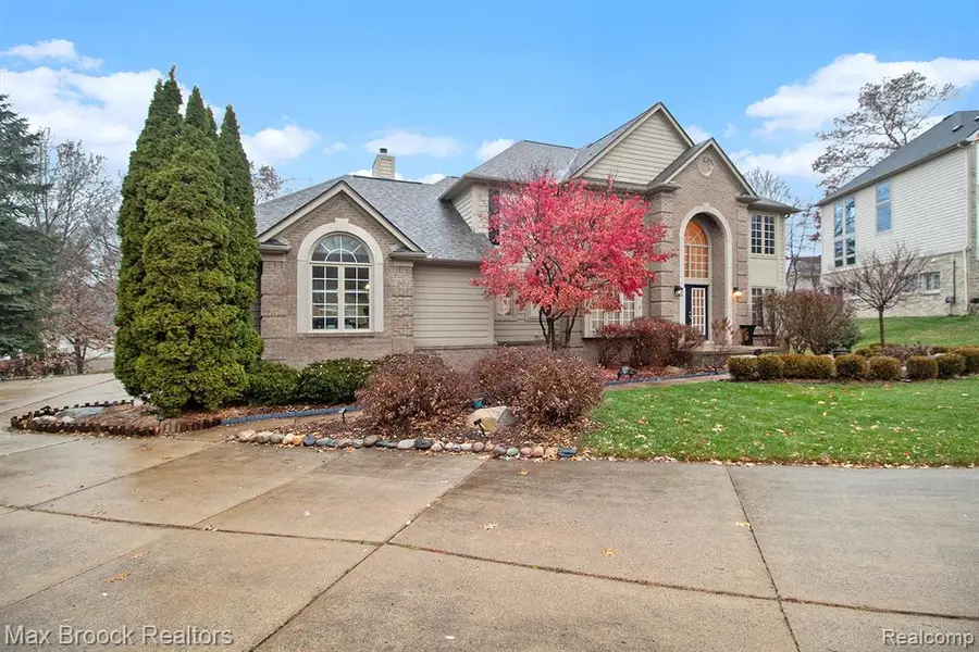 1882 Bay Mt, Commerce Township, MI  - Image #3