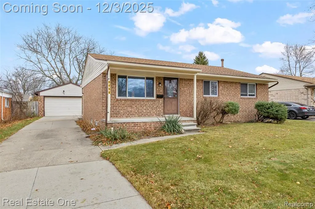 8456 Robindale, Dearborn Heights, MI  - #1
