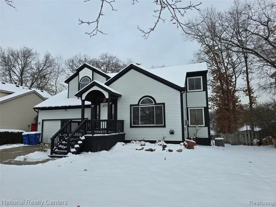 2727 Riverside, Waterford, MI 48329 - #3