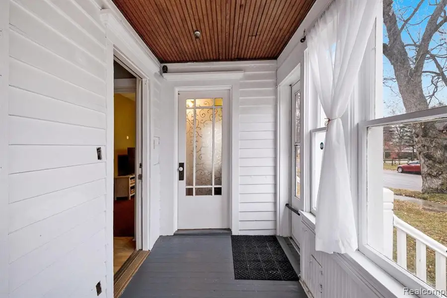 209 N Marquette, Durand, MI  - #3