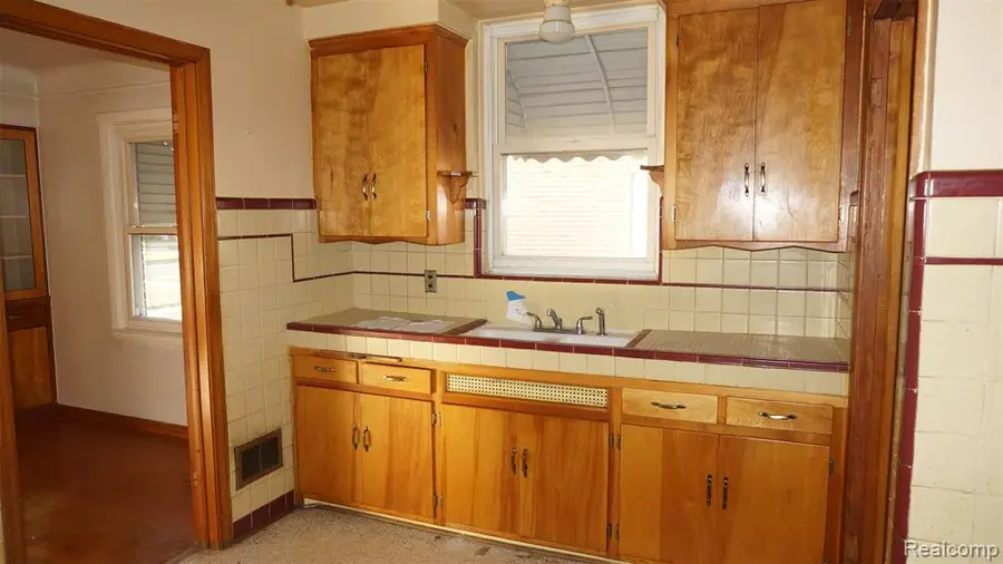 18444 Albion, Detroit, MI 48234 - #3