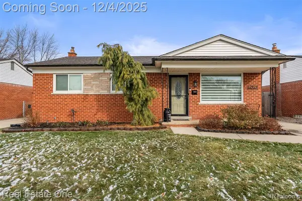 22921 Avon, Saint Clair Shores, MI 