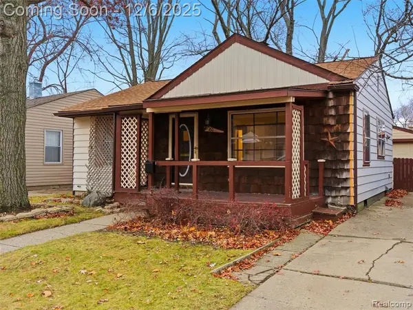 1811 E Marshall, Fenton, MI 