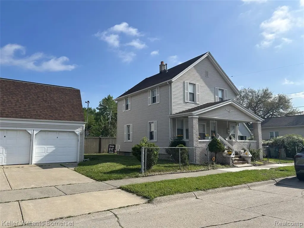 919 E Jarvis, Hazel Park, MI  - Image #1