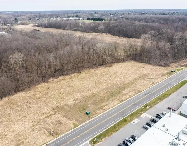 1208 Tech, Webberville, MI 