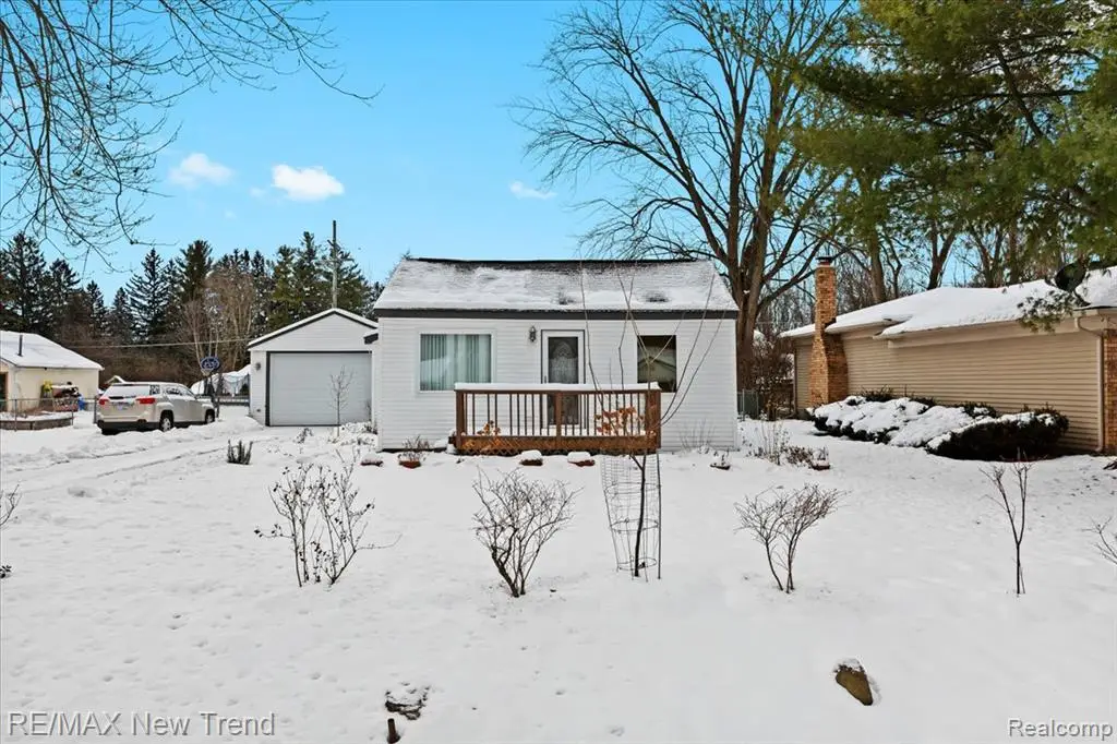 33503 Stocker, Farmington Hills, MI 48335 - #1