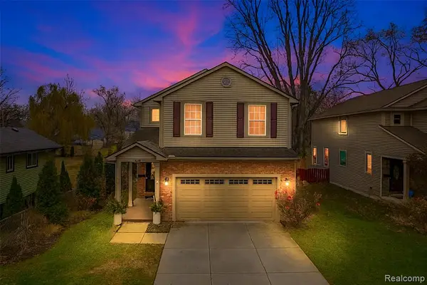 838 Coolidge, Clawson, MI 