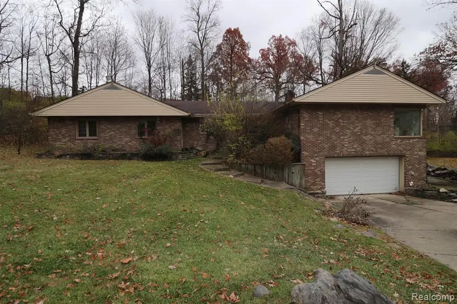 29200 Wildbrook, Southfield, MI  - #2