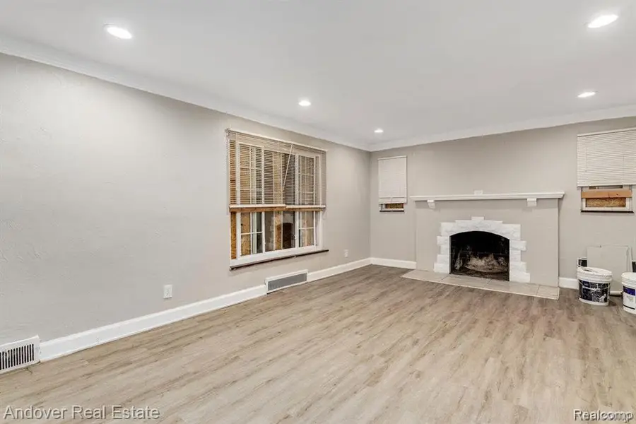 5574 Buckingham, Detroit, MI 48224 - #3