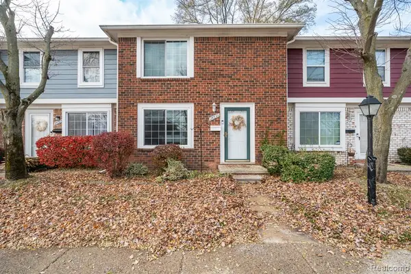 24533 Seaton Circuit, Warren, MI 