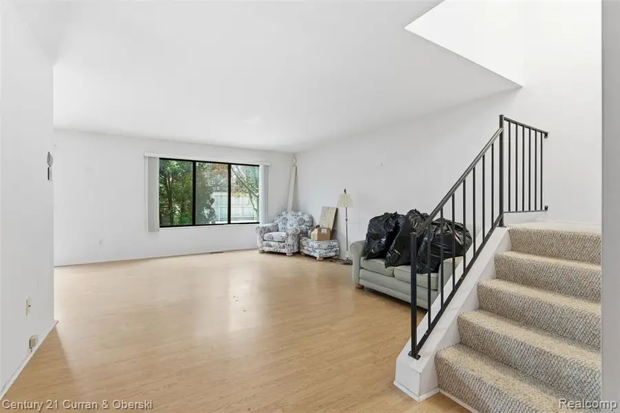 20207 Evergreen Meadows, Southfield, MI  - Image #3