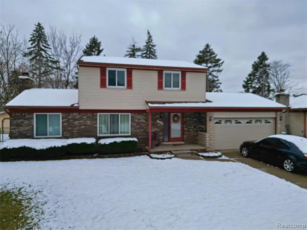 29713 Mackenzie, Warren, MI  - #1