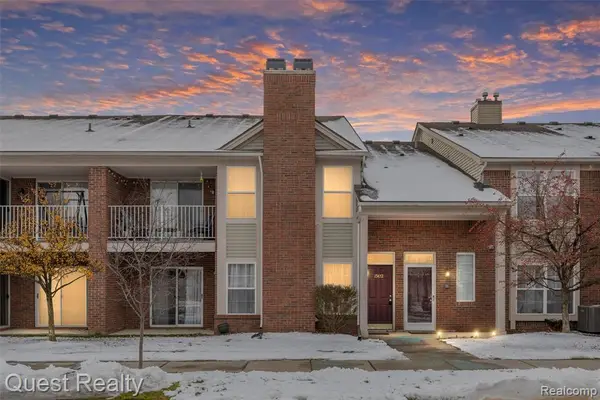 15472 Claremont, Clinton Township, MI 