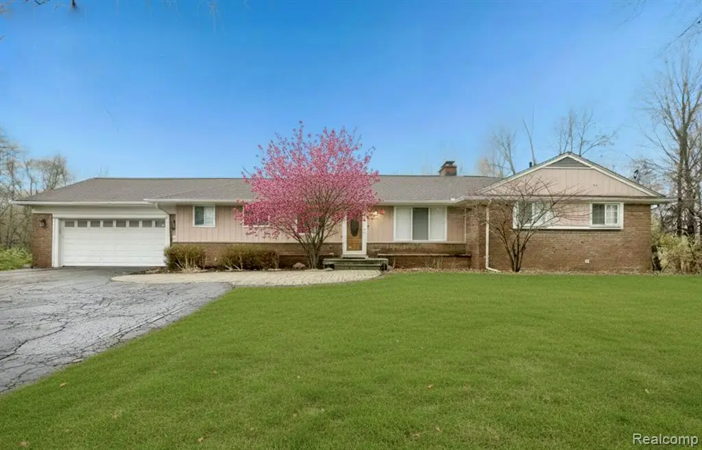 30609 Inkster, Franklin, MI 48025 - #1