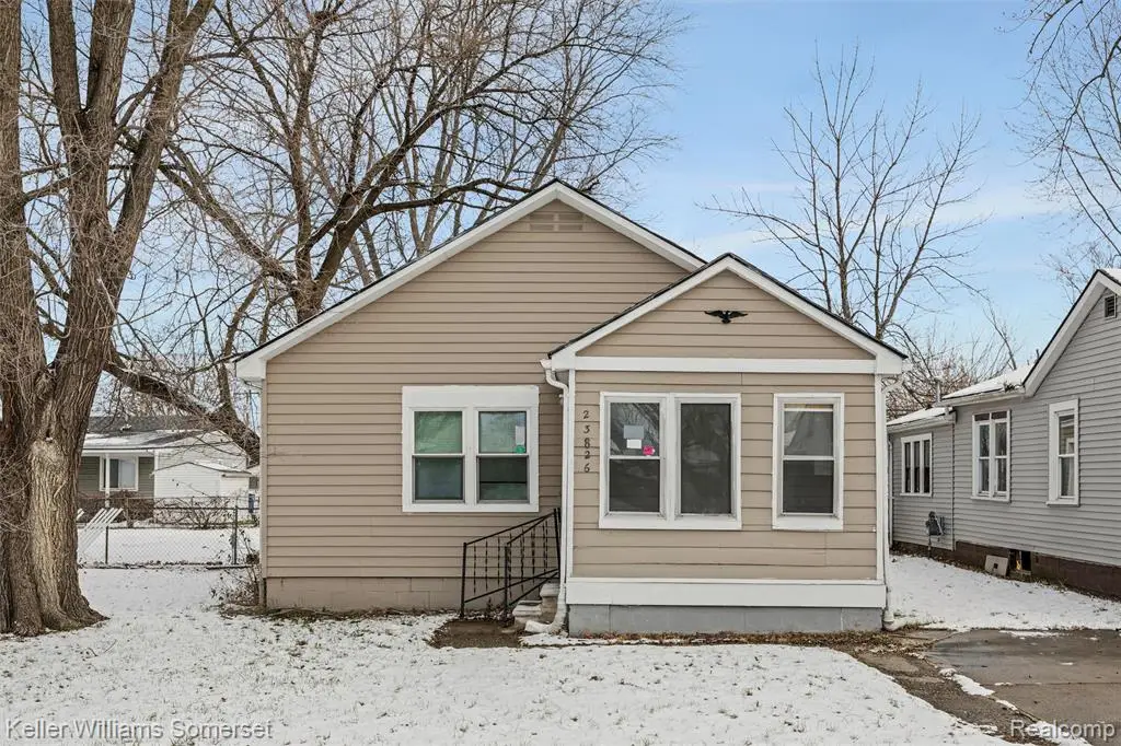 23826 Columbus, Warren, MI  - #1