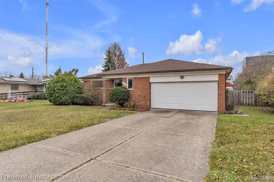 17503 Bonstelle, Southfield, MI  - Image #2