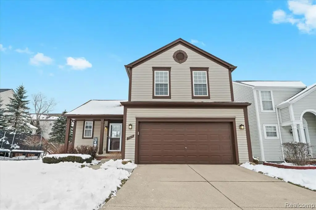 5071 Meadow Crest, Grand Blanc Charter Township, MI  - Image #1