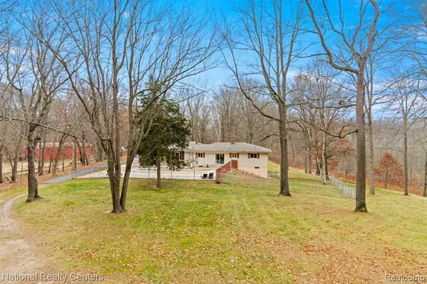 11720 Andersonville, Davisburg, MI 