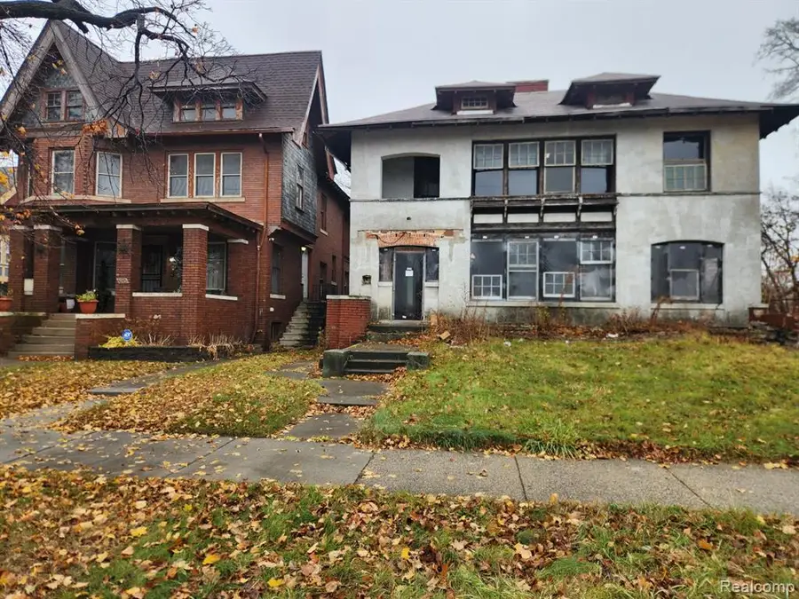 1057 E Grand, Detroit, MI 48207 - #2