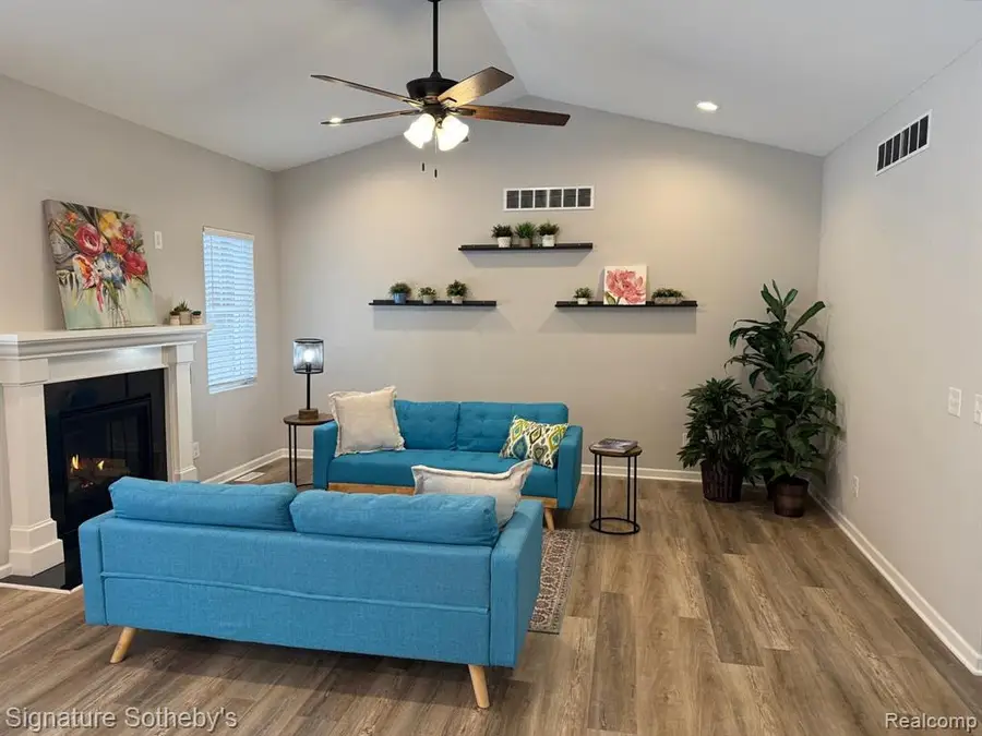 38671 Belliveau, Livonia, MI  - Image #3