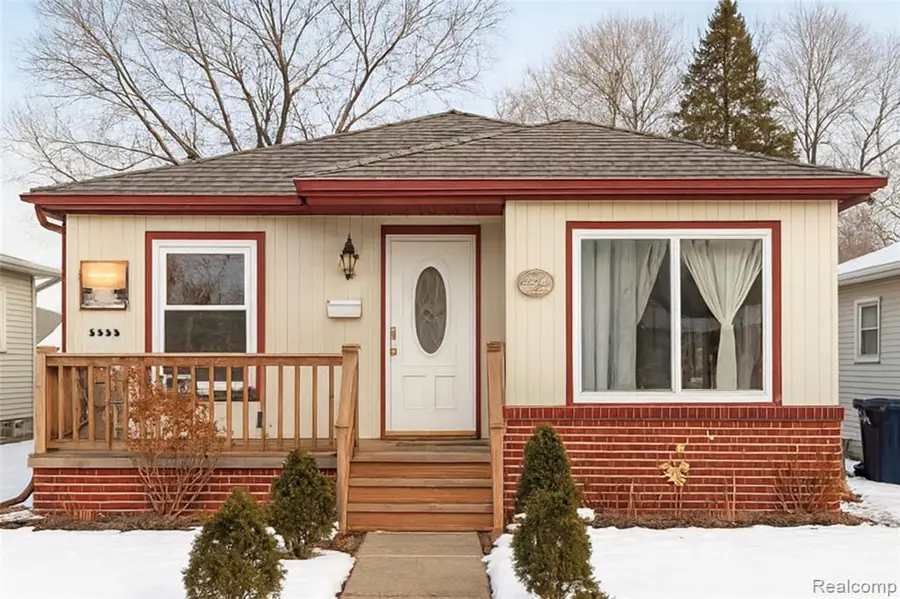 20548 Gaylord, Redford, MI  - #2