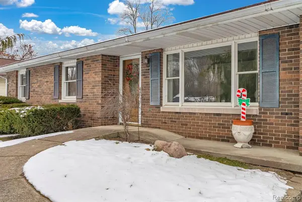 2650 Alger, Port Huron, MI 