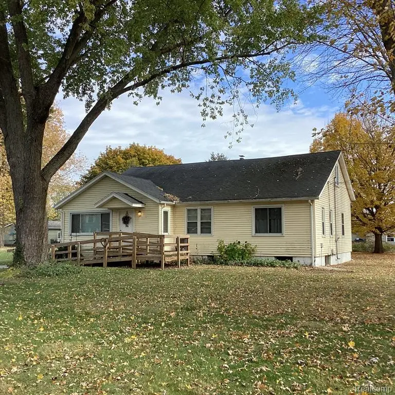 721 Lee, Vicksburg, MI  - Image #1