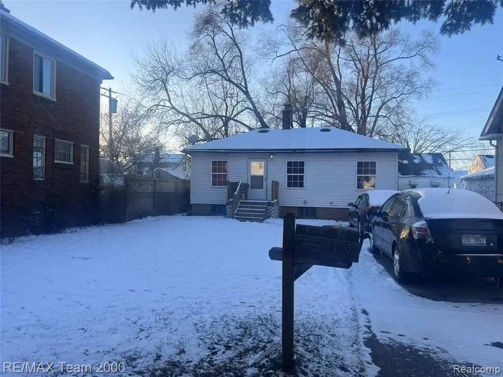 7509 Mettetal, Detroit, MI 48228 - #1