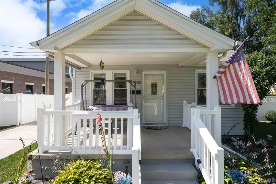 18435 Glenmore, Redford, MI  - Image #2