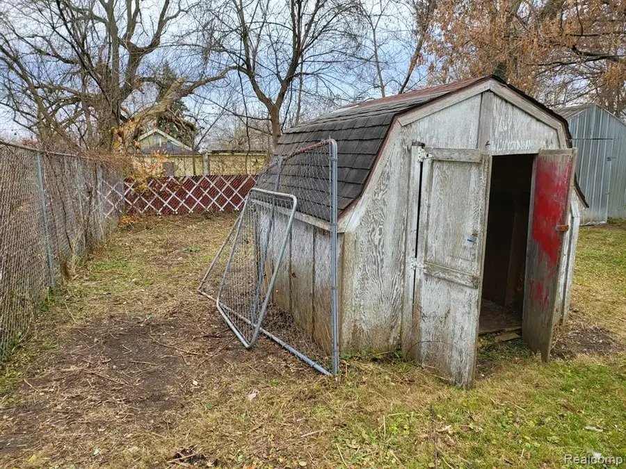 1377 Knickerbocker, Mount Morris, MI  - Image #2