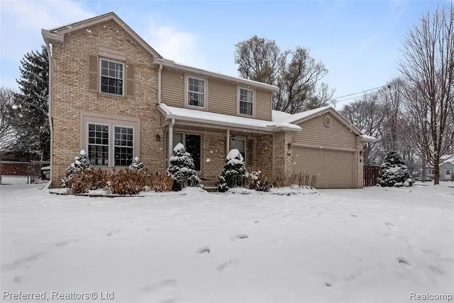 45377 Twining, Canton, MI  - Image #2