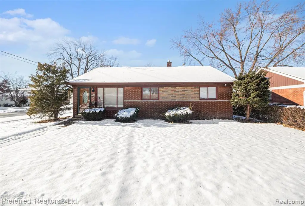 9360 Pine, Taylor, MI 48180 - #1