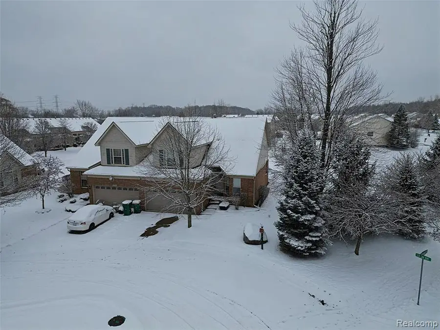 42759 Leon #155, Belleville, MI  - Image #2