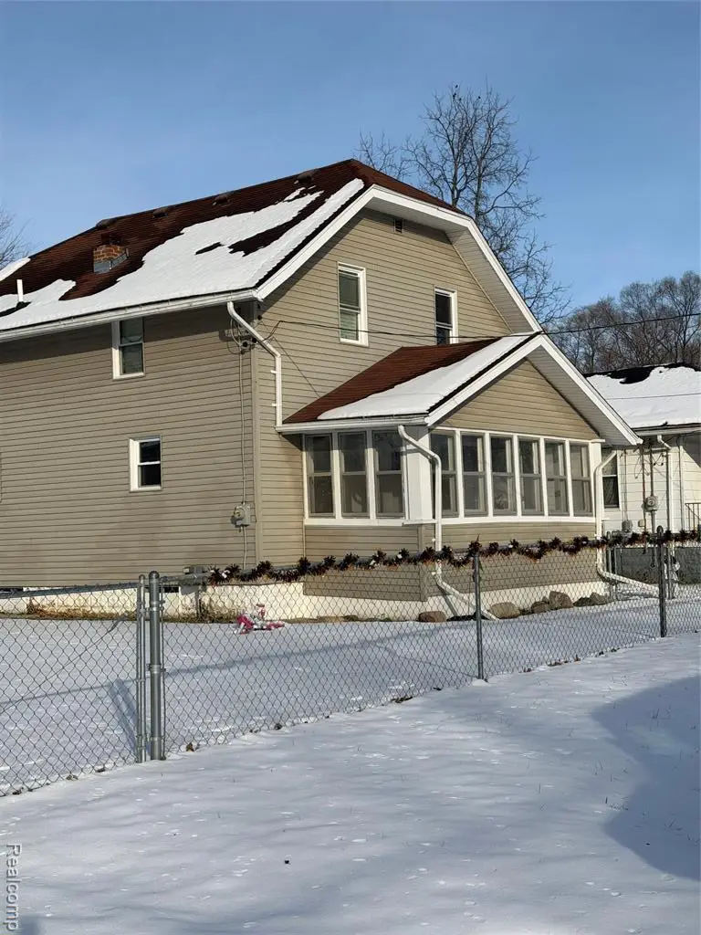 1465 Norton, Burton, MI  - Image #1