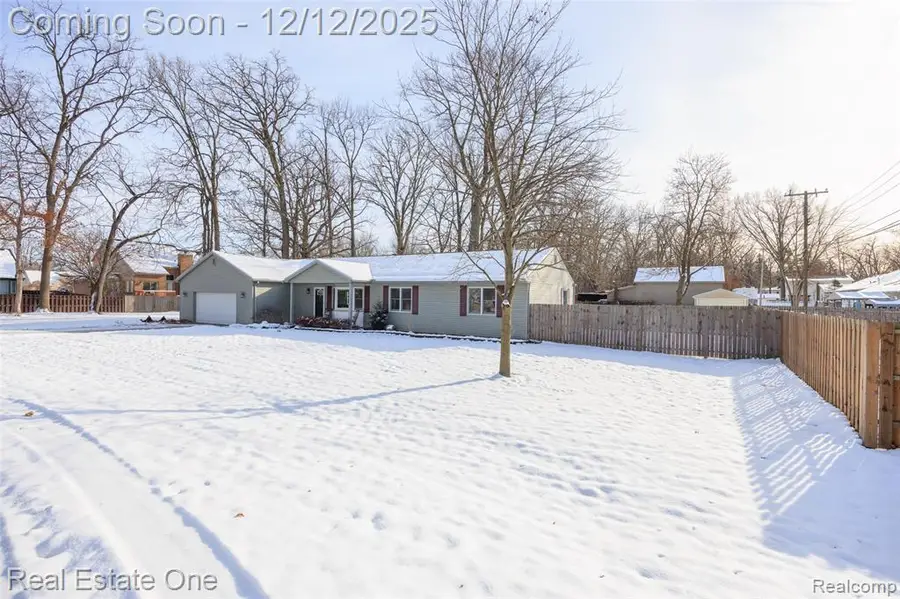 22155 Maplelawn, Taylor, MI  - Image #2