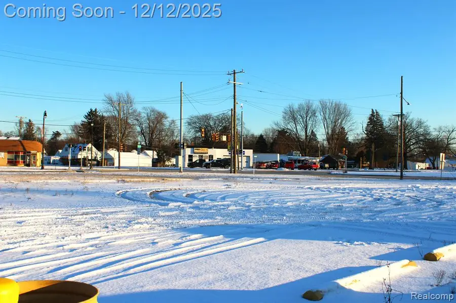 11630 Ozga, Romulus, MI 48174 - Image #2