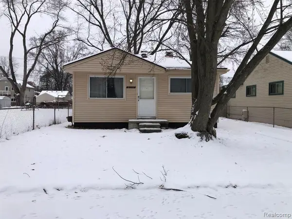 20010 Rensellor, Livonia, MI 