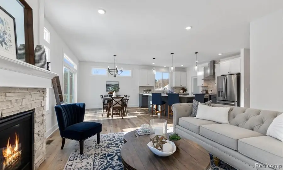 8858 Lapham, Rockford, MI 49341 - Image #2