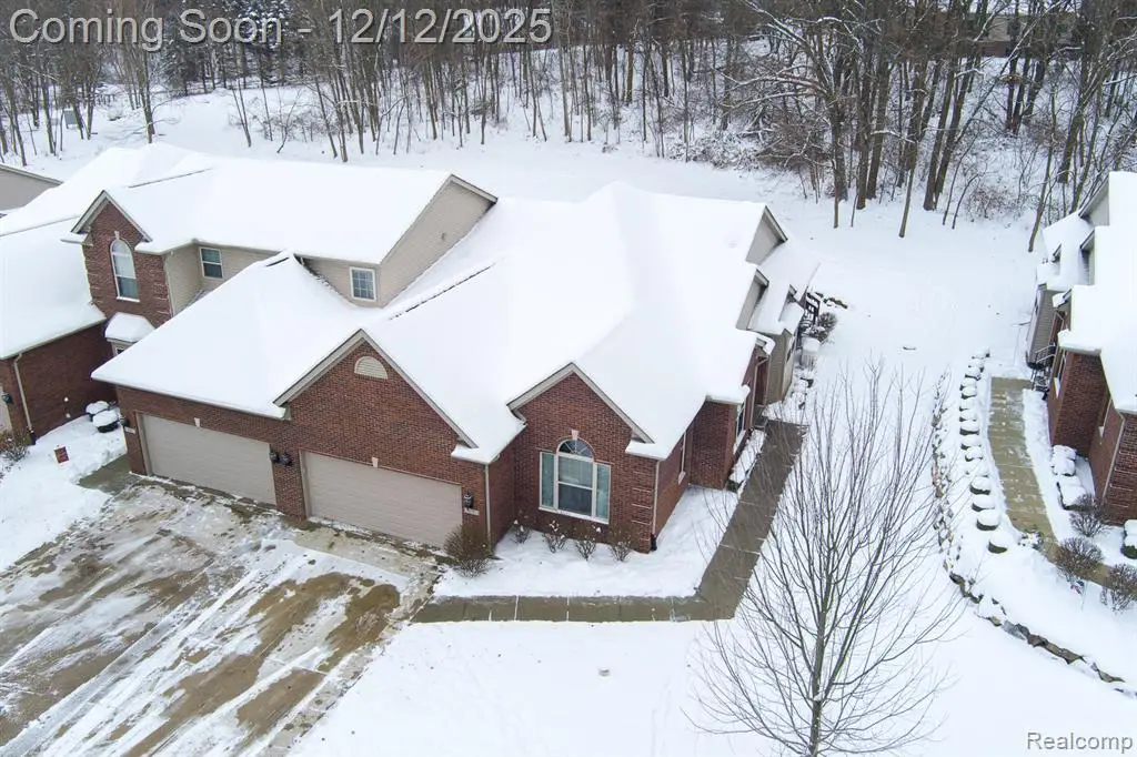 9573 Kingsway, Clarkston, MI  - Image #1