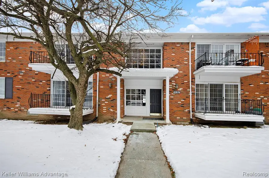426 Fox Hills #A5, Bloomfield Hills, MI  - Image #2