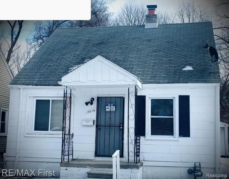 15910 W Parkway, Detroit, MI 48223 - #1