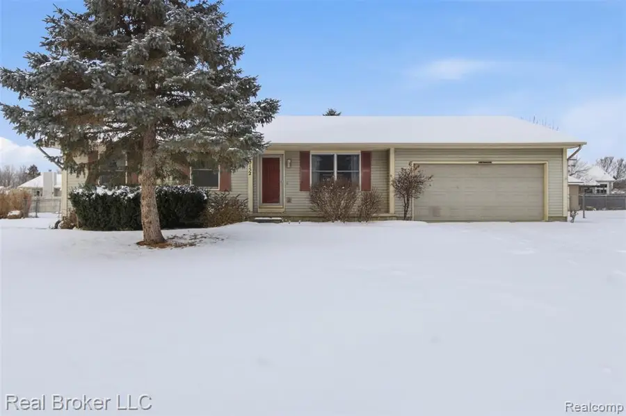 8152 Fox Hollow, Goodrich, MI 48438 - #2